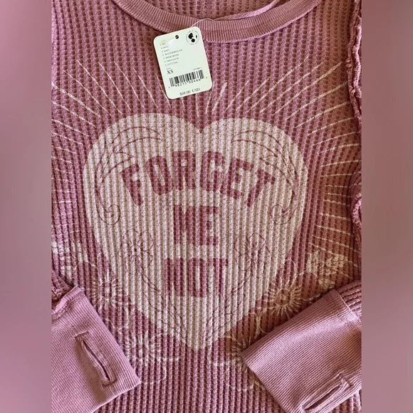 Free People heart Graphic Long Sleeve Tee - Picture 5 of 6